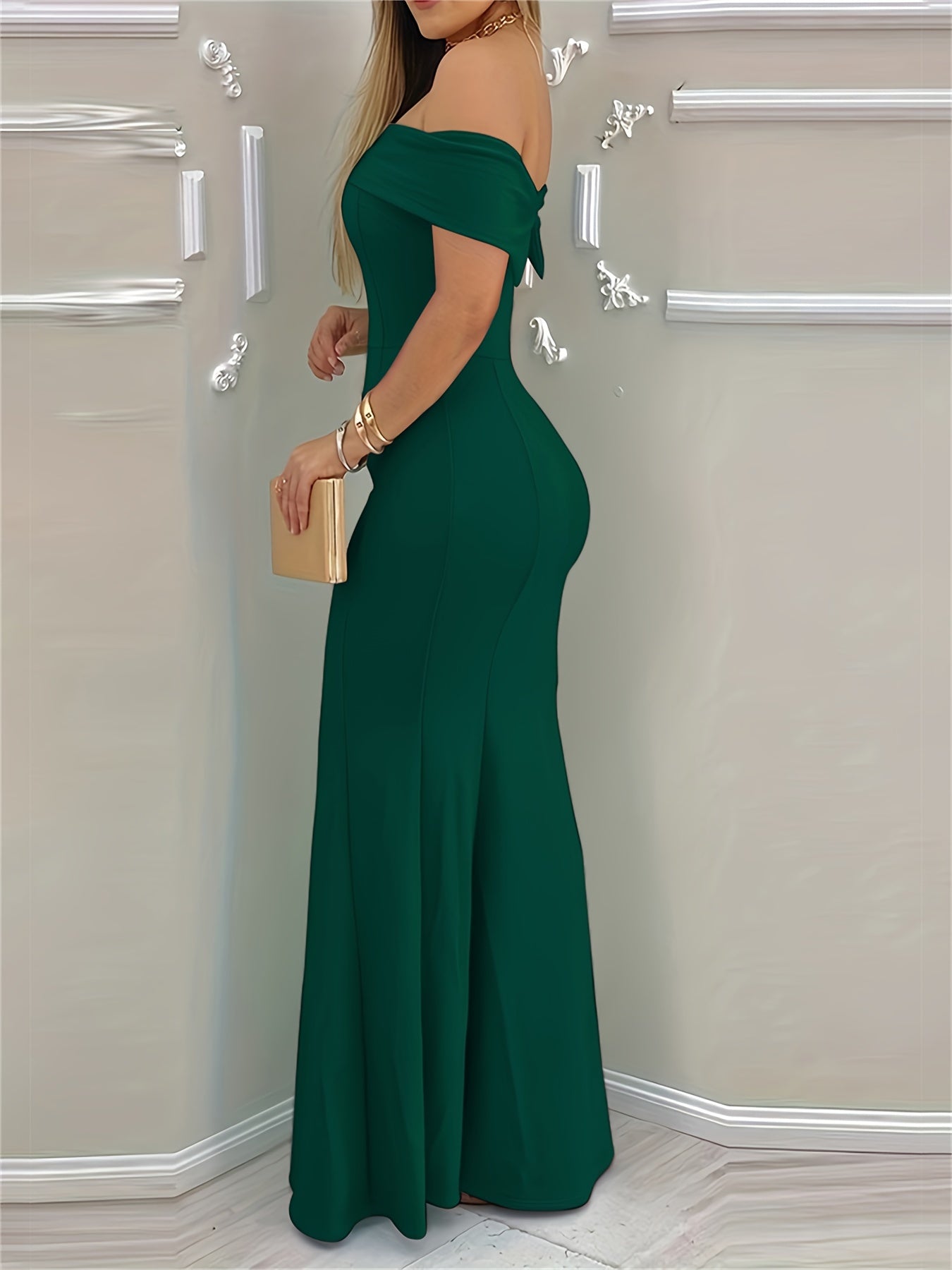 Elegant Off-Shoulder Maxi Dress