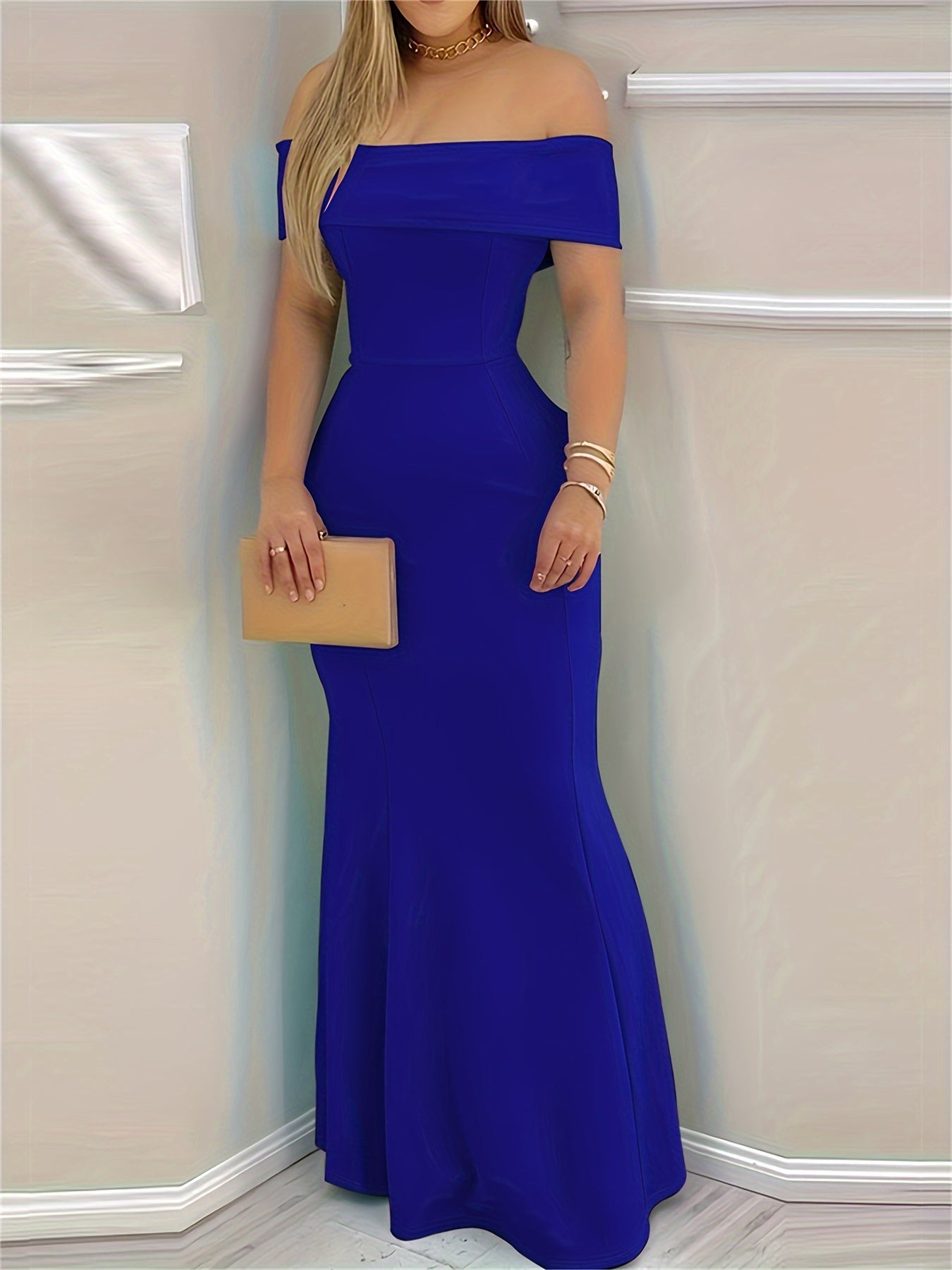 Elegant Off-Shoulder Maxi Dress