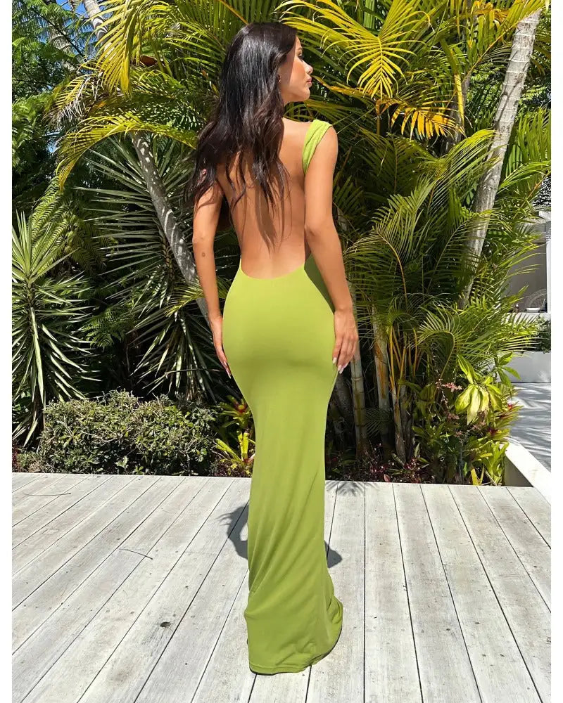 Form-Fitting Backless Dress