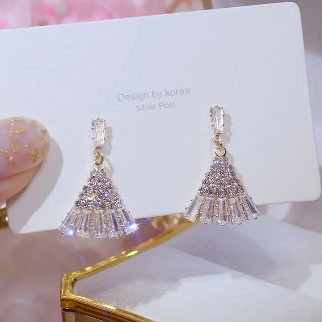 Elegant 14K Gold CZ Stud Earrings