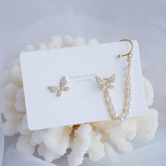 Elegant 14K Gold CZ Stud Earrings