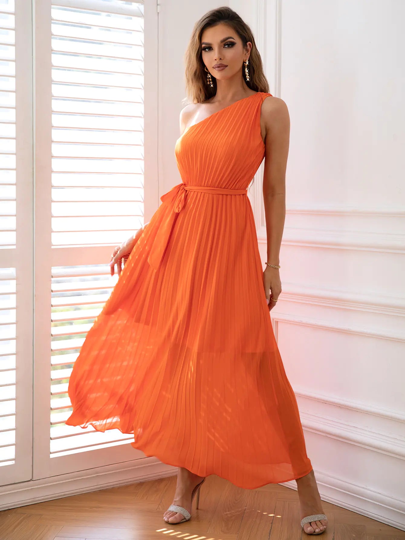 Elegant Pleated Shoulder Tie Long Dress for Women