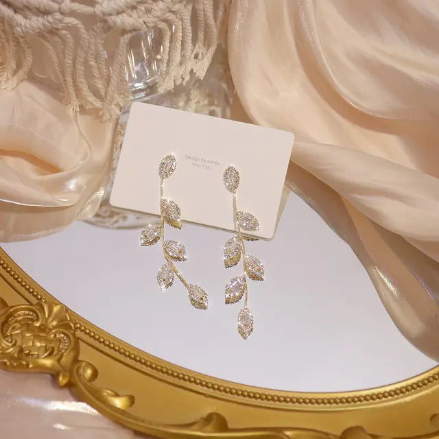 Elegant 14K Gold CZ Stud Earrings