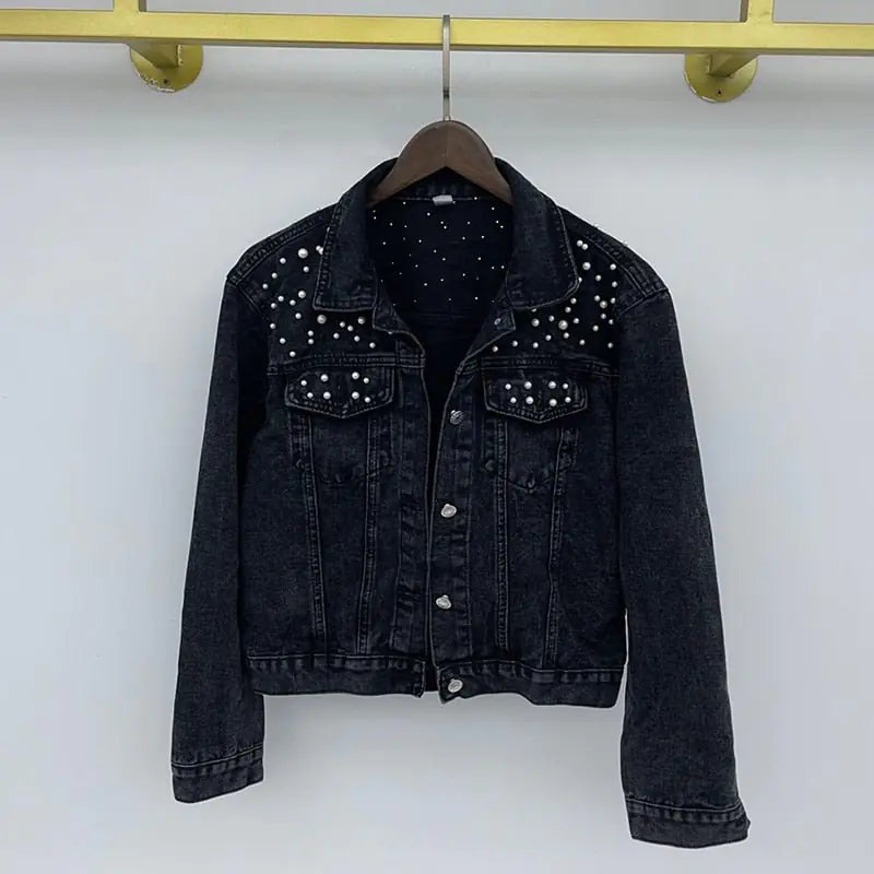Becevo Vintage-Inspired Denim Jacket
