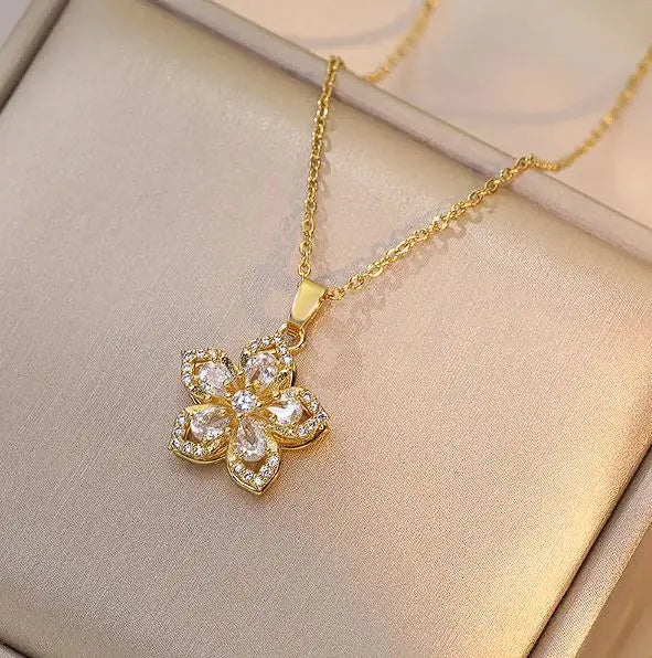 Rotating Zircon Flower Necklace