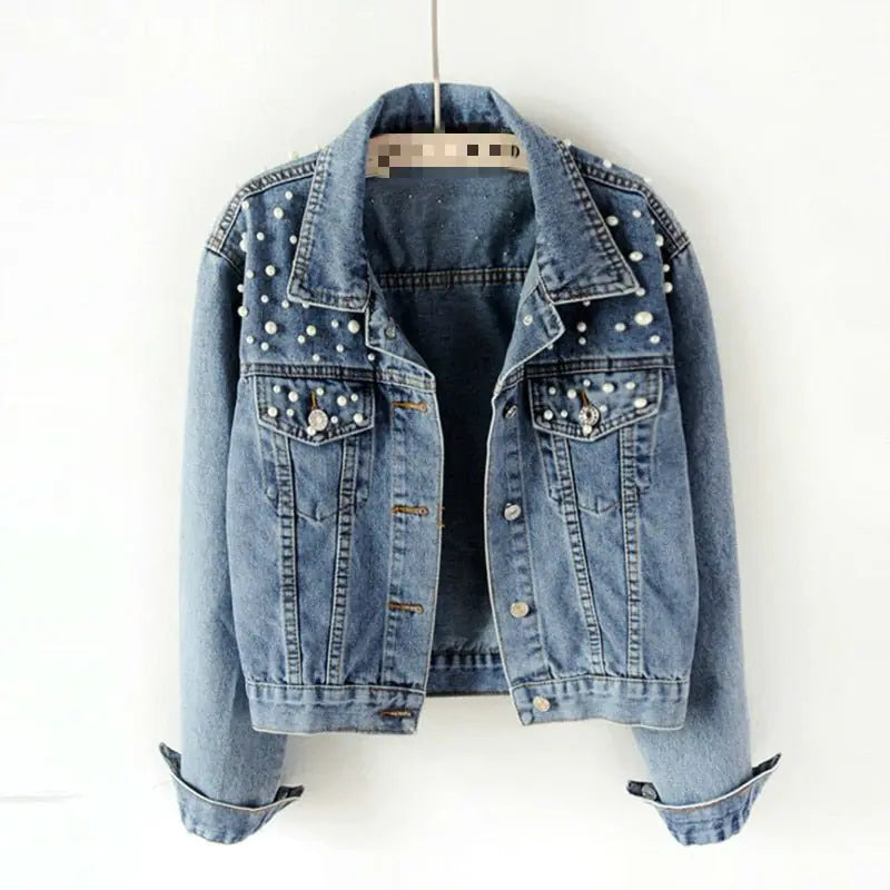 Becevo Vintage-Inspired Denim Jacket