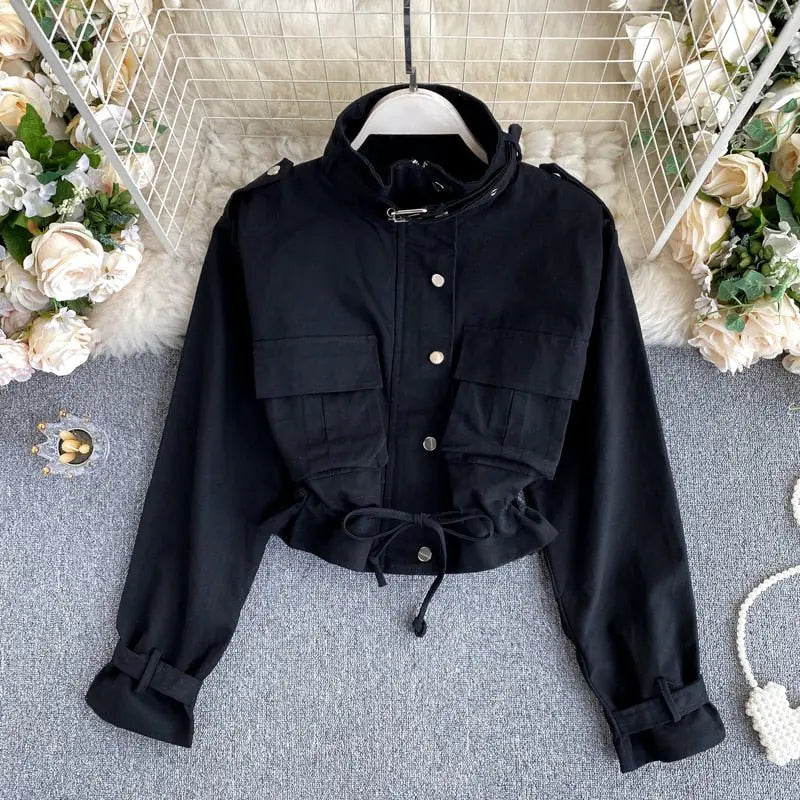 Becevo Vintage-Inspired Denim Jacket
